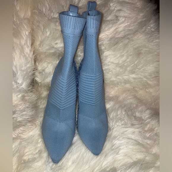 Steve Madden Maxwelle Ankle Boot Baby Blue NWOT - Picture 11 of 11